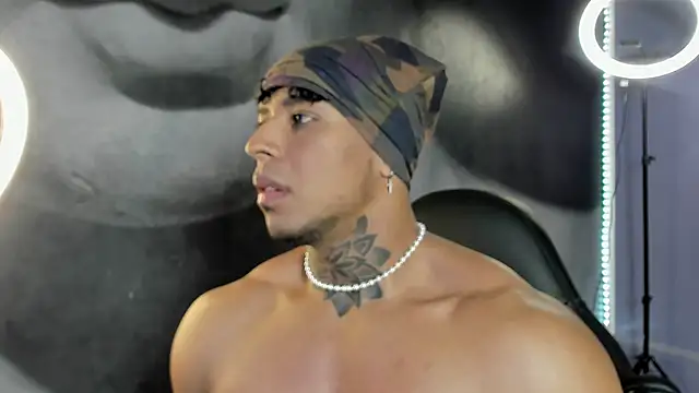 bradley smith online show from January 2025 10:12:01 PM