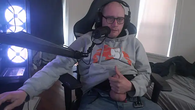 chicostick413 online show from October 2025 02:53:01 PM