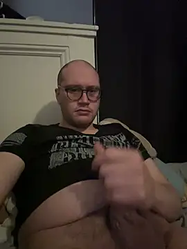 chicostick413 online show from April 2026 04:04:02 PM