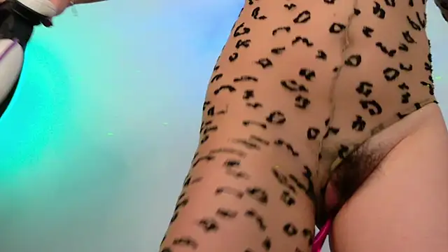 GilaKat online show from October 2025 04:56:02 AM