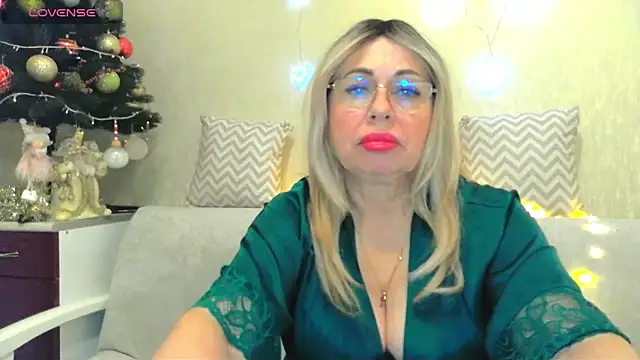 SusieNoreen online show from January 2025 12:12:01 AM
