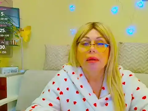 SusieNoreen online show from February 2025 10:23:01 AM
