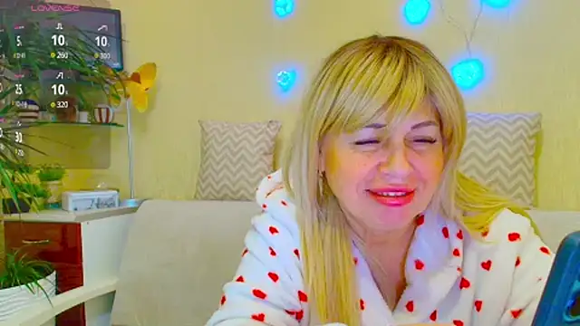 SusieNoreen online show from February 2025 01:03:02 AM