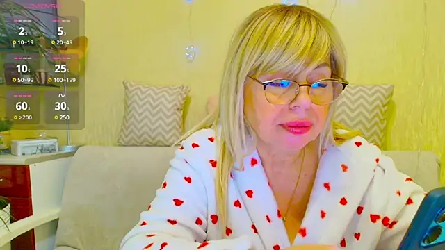 SusieNoreen online show from February 2025 04:07:01 AM