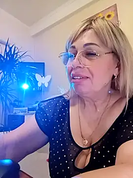 SusieNoreen online show from March 2025 04:16:02 AM