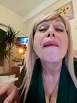 SusieNoreen online show from March 2025 04:54:02 AM
