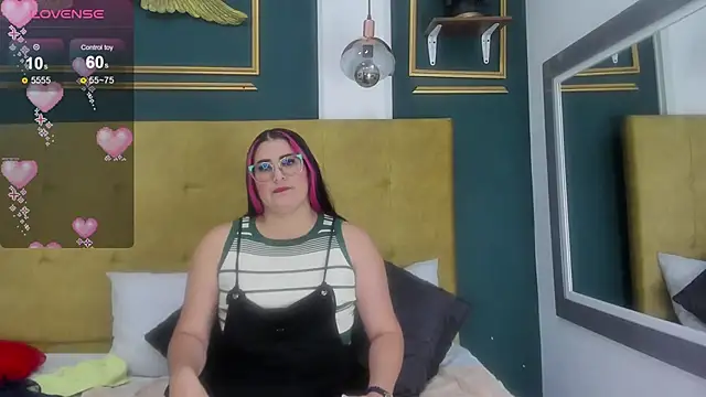 Snapshot of BellaPeers_ chatting on January 2025 11:48:01 AM BellaPeers online show from January 2025 11:48:01 AM