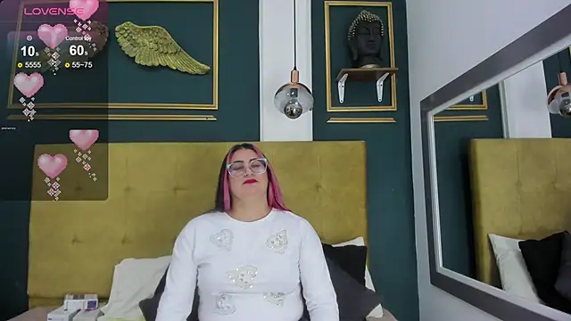 Snapshot of BellaPeers_ chatting on February 2025 11:42:01 AM BellaPeers online show from February 2025 11:42:01 AM