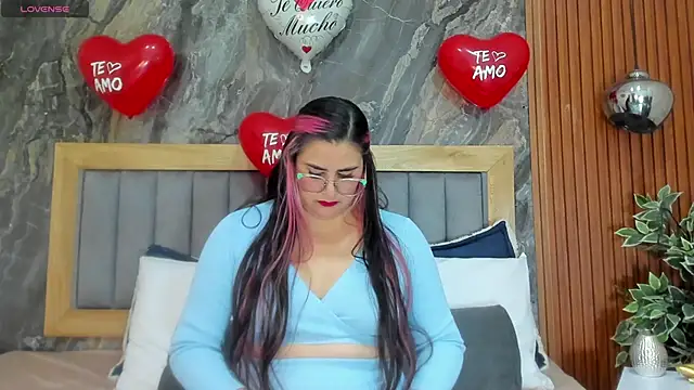 Snapshot of BellaPeers_ chatting on February 2025 11:53:01 AM BellaPeers online show from February 2025 11:53:01 AM