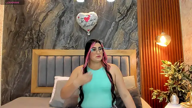 Snapshot of BellaPeers_ chatting on February 2025 11:22:02 AM BellaPeers online show from February 2025 11:22:02 AM