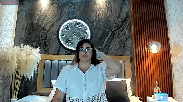 BellaPeers  online show from May 2026 11:39:02 AM
