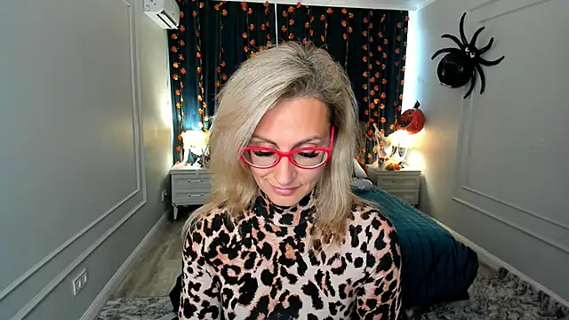 MuseOfStage online show from October 2025 11:31:01 AM