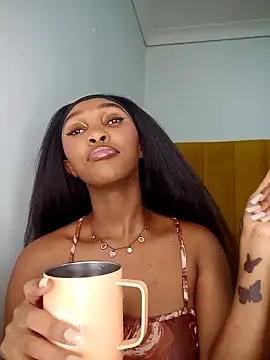 Snapshot of Shria107 chatting on September 2025 11:08:01 PM Shria107 online show from September 2025 11:08:01 PM