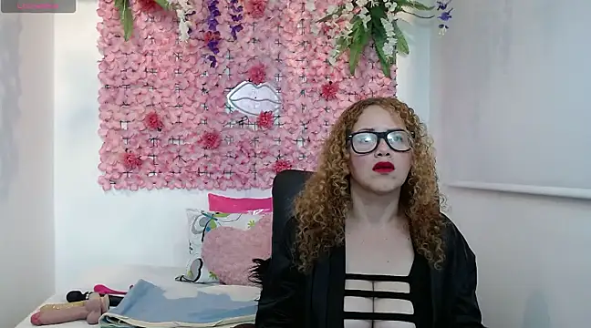 Snapshot of BLONDE_SEXYHOT chatting on January 2025 03:52:02 AM BLONDE SEXYHOT online show from January 2025 03:52:02 AM