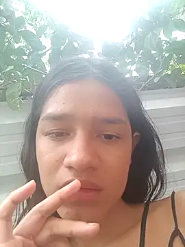 Little Pau Dirty online show from December 2025 07:52:01 PM