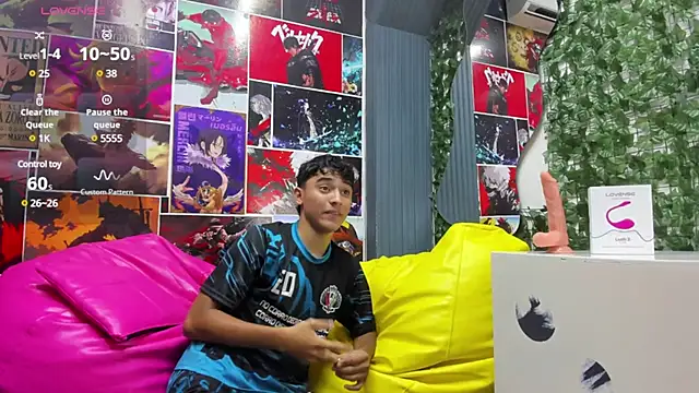 Austin Cardieff online show from January 2025 08:31:02 PM