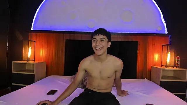 Austin Cardieff online show from March 2025 05:38:02 AM