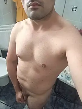 pisellinodurissimo online show from May 2026 12:36:02 PM