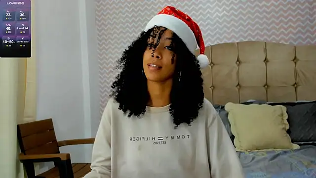 Snapshot of sasha_fox00 chatting on December 2024 04:50:01 PM sasha fox00 online show from December 2024 04:50:01 PM