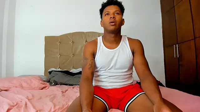 Snapshot of sasha_fox00 chatting on February 2025 01:46:02 AM sasha fox00 online show from February 2025 01:46:02 AM