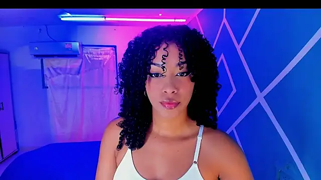 Snapshot of sasha_fox00 chatting on October 2025 03:05:02 AM sasha fox00 online show from October 2025 03:05:02 AM