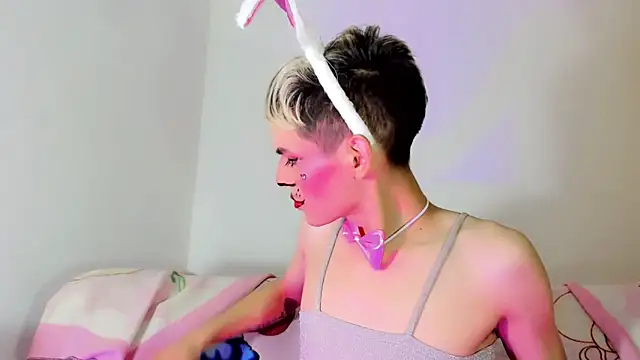 TatiGil online show from October 2025 04:01:01 AM