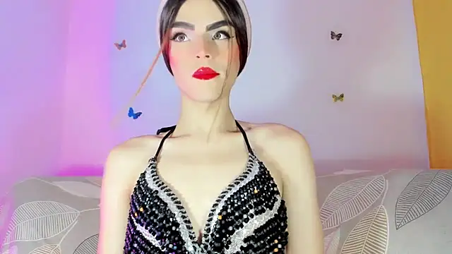 TatiGil online show from April 2026 03:31:02 PM