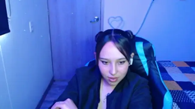 Snapshot of Skarlet_Adams28 chatting on March 2026 07:30:01 PM Skarlet Adams28 online show from March 2026 07:30:01 PM