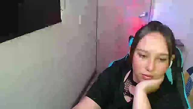 Snapshot of Skarlet_Adams28 chatting on March 2026 09:08:01 PM Skarlet Adams28 online show from March 2026 09:08:01 PM