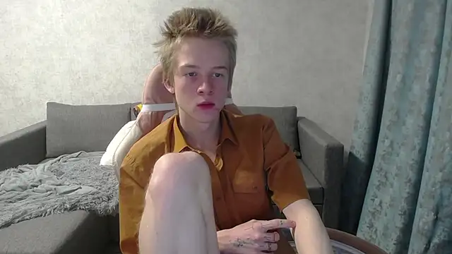 Snapshot of sweetserenity5 chatting on February 2025 10:48:02 PM sweetserenity5 online show from February 2025 10:48:02 PM