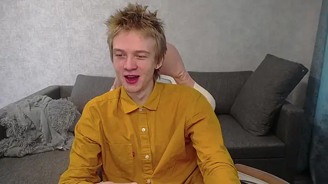 Snapshot of sweetserenity5 chatting on March 2025 06:37:01 AM sweetserenity5 online show from March 2025 06:37:01 AM