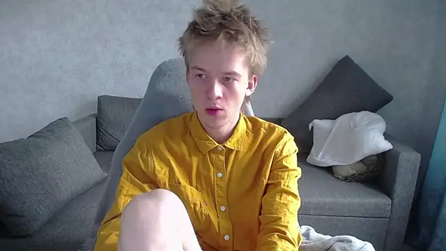 Snapshot of sweetserenity5 chatting on March 2025 08:28:02 AM sweetserenity5 online show from March 2025 08:28:02 AM