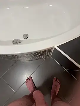 w12er online show from December 2025 03:10:01 PM