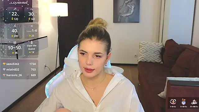 Snapshot of adrianawow1 chatting on March 2025 03:30:02 AM adrianawow1 online show from March 2025 03:30:02 AM