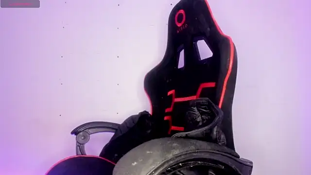 silviamilk online show from March 2026 05:02:01 PM