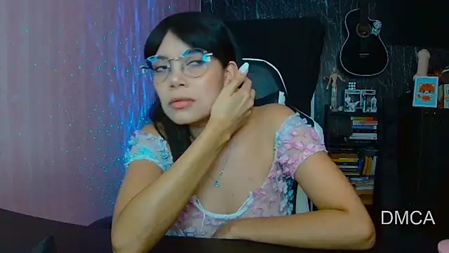 Drea Foox online show from October 2025 02:52:01 AM