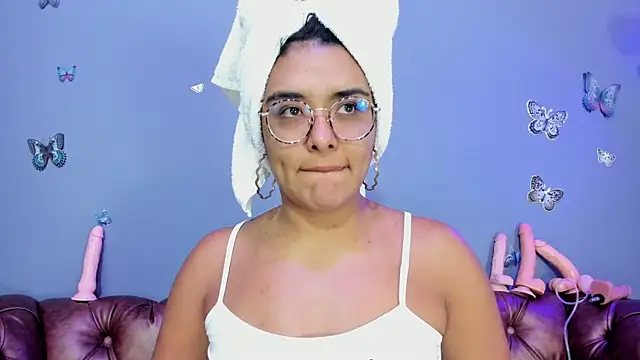 Kaira mosse online show from November 2025 09:44:02 AM