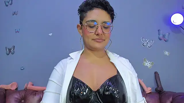 Kaira mosse online show from January 2026 11:56:01 AM