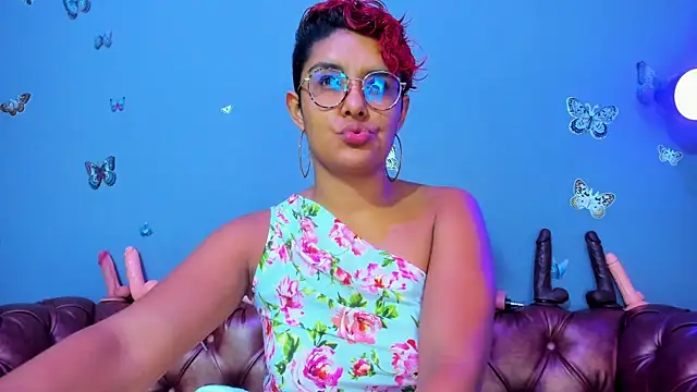 Kaira mosse online show from May 2026 11:04:01 AM