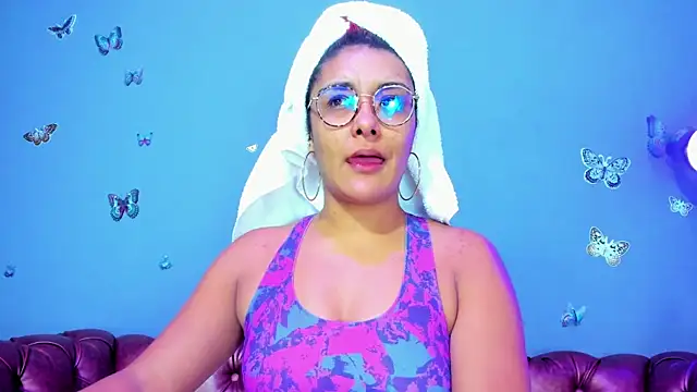 Kaira mosse online show from May 2026 11:37:02 AM