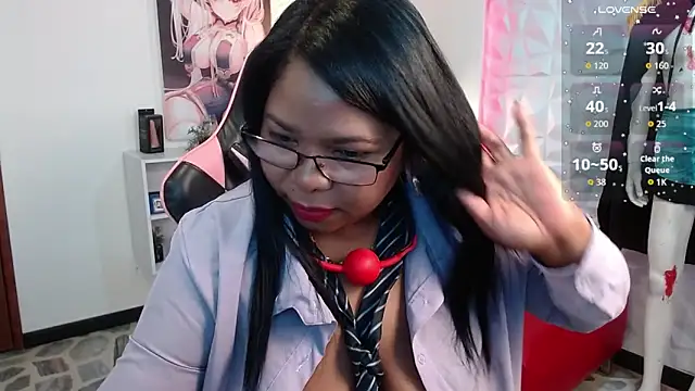 Snapshot of Keilathompson chatting on October 2025 10:34:02 AM Keilathompson online show from October 2025 10:34:02 AM