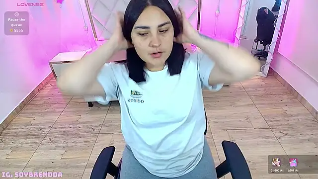 Brendda tay online show from September 2025 03:17:02 AM