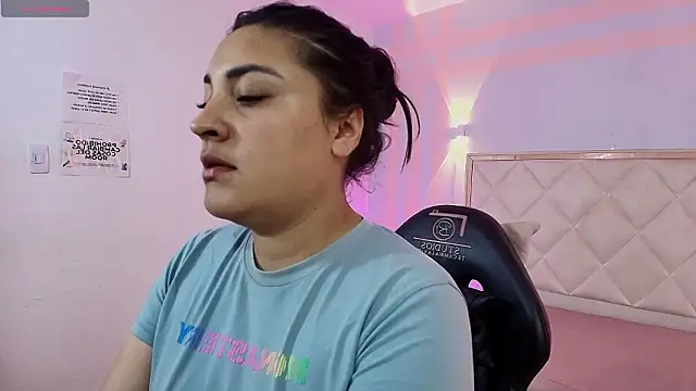 Snapshot of Brendda_tay chatting on February 2026 03:03:02 AM Brendda tay online show from February 2026 03:03:02 AM