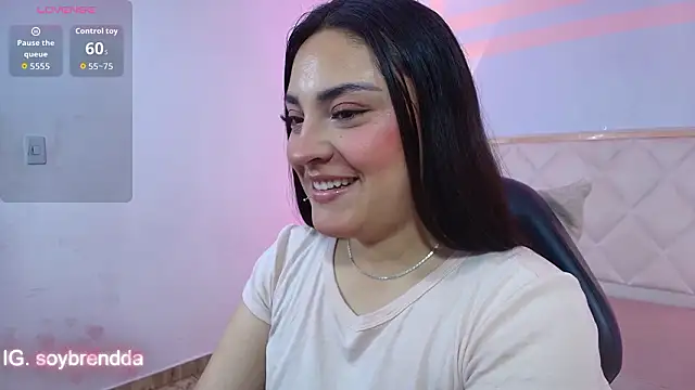 Snapshot of Brendda_tay chatting on March 2026 03:34:02 AM Brendda tay online show from March 2026 03:34:02 AM