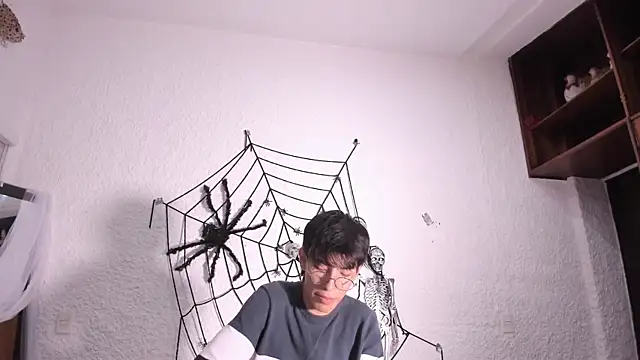 Snapshot of alexandersawyer chatting on October 2025 12:33:02 AM alexandersawyer online show from October 2025 12:33:02 AM