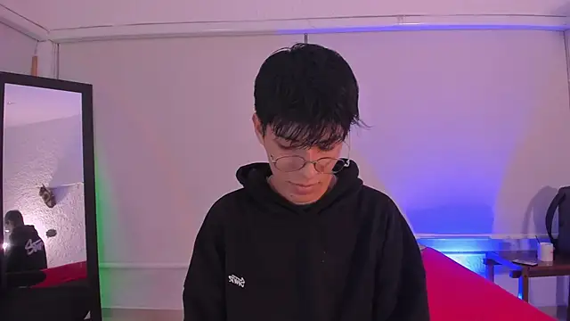 Snapshot of alexandersawyer chatting on October 2025 04:35:02 AM alexandersawyer online show from October 2025 04:35:02 AM