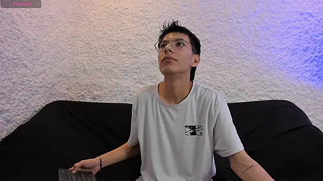 Snapshot of alexandersawyer chatting on December 2025 01:21:02 AM alexandersawyer online show from December 2025 01:21:02 AM