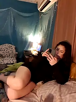 Snapshot of CoelhinhaGostosa chatting on December 2024 01:11:01 AM CoelhinhaGostosa online show from December 2024 01:11:01 AM