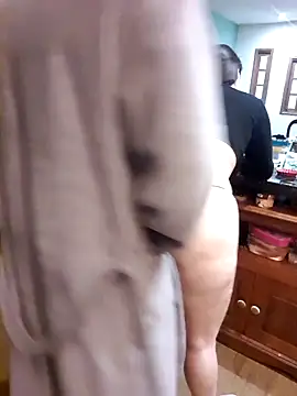 Snapshot of CoelhinhaGostosa chatting on September 2025 06:40:01 PM CoelhinhaGostosa online show from September 2025 06:40:01 PM