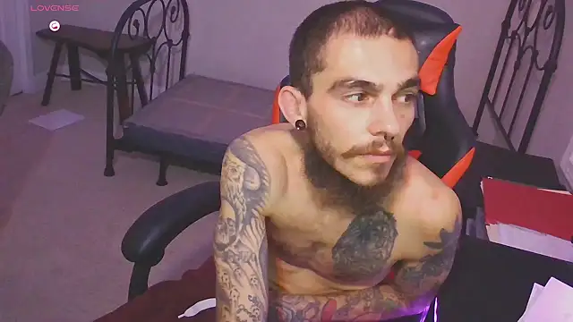 Snapshot of XMeF10 chatting on February 2025 01:03:02 AM XMeF10 online show from February 2025 01:03:02 AM